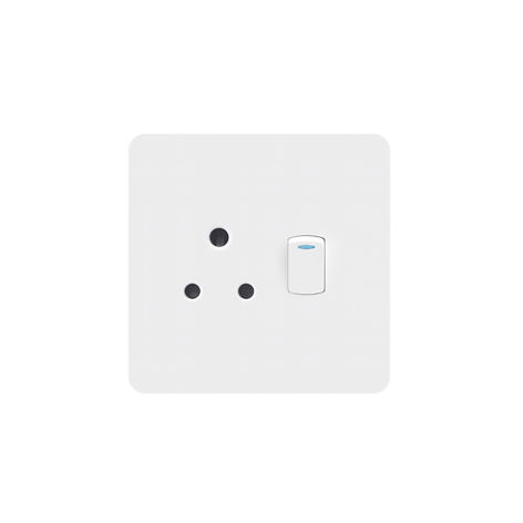 16A SWITCHED SOCKET OUTLET 4X4 WITH WHITE COVER PLATE